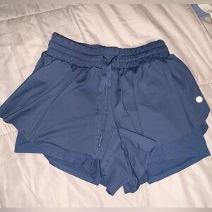 Lululemon Hotty Hot in navy. Size XS